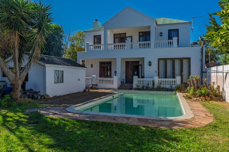 8 Bedroom Property for Sale in Claremont Western Cape